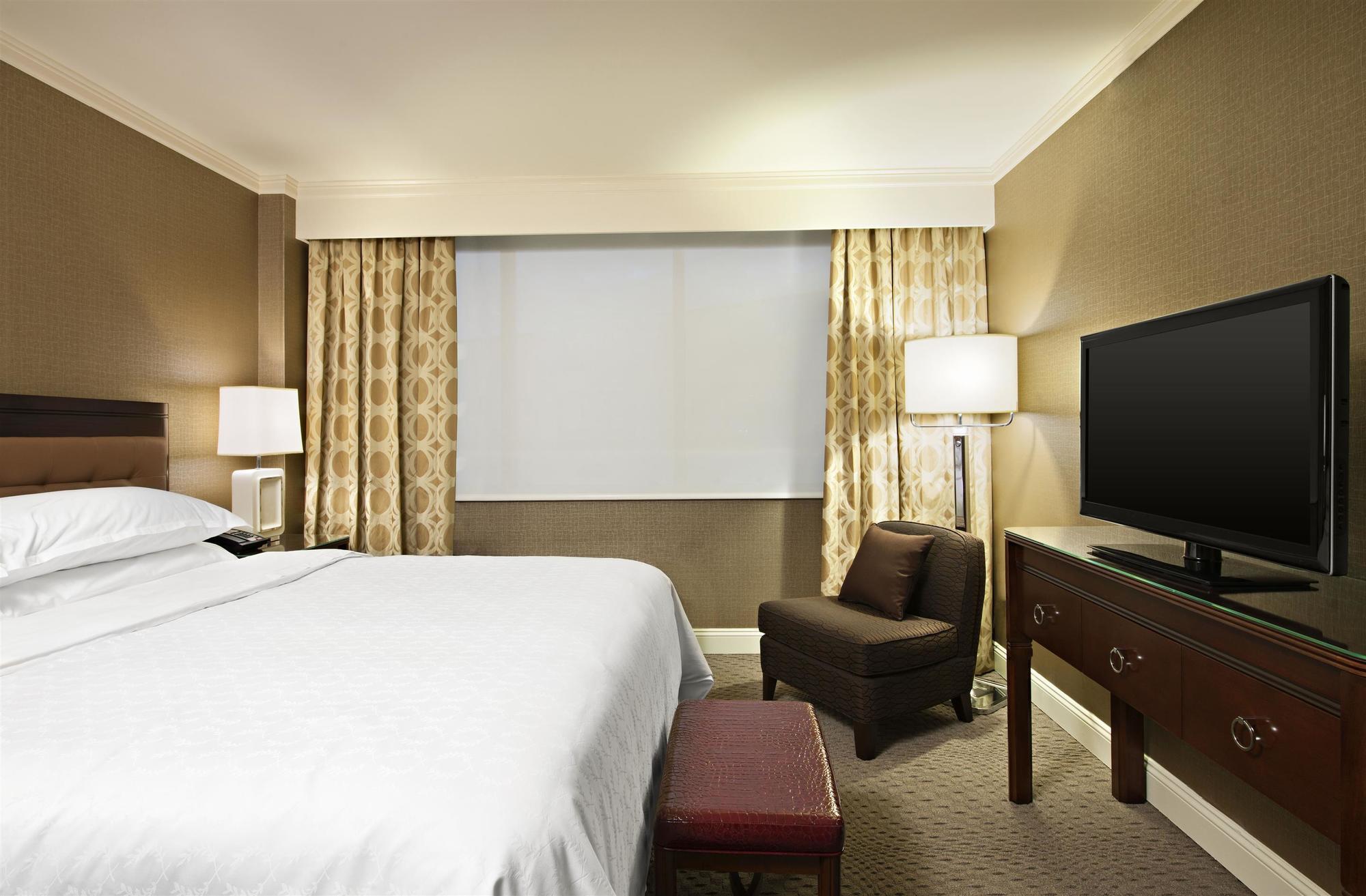 Sheraton Wilmington South New Castle Rum bild